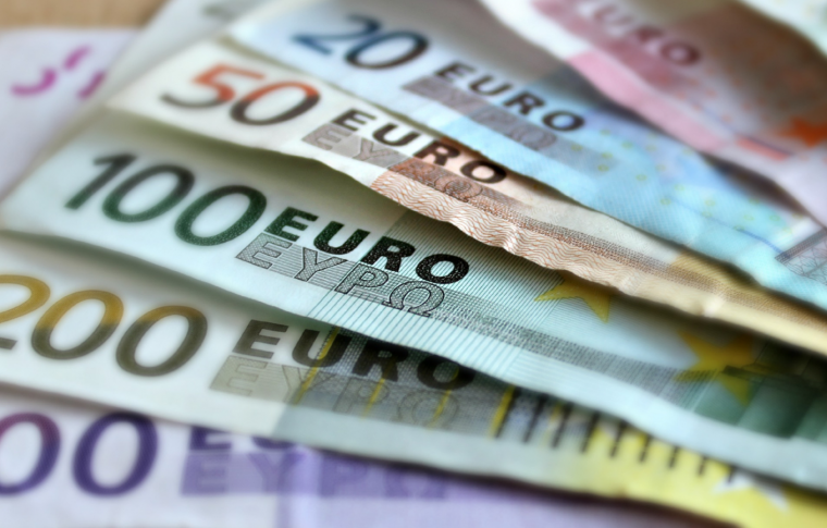 Czech investment platform Bondster has reached the milestone of over 15,000 investors who have already earned more than €4 million in interest